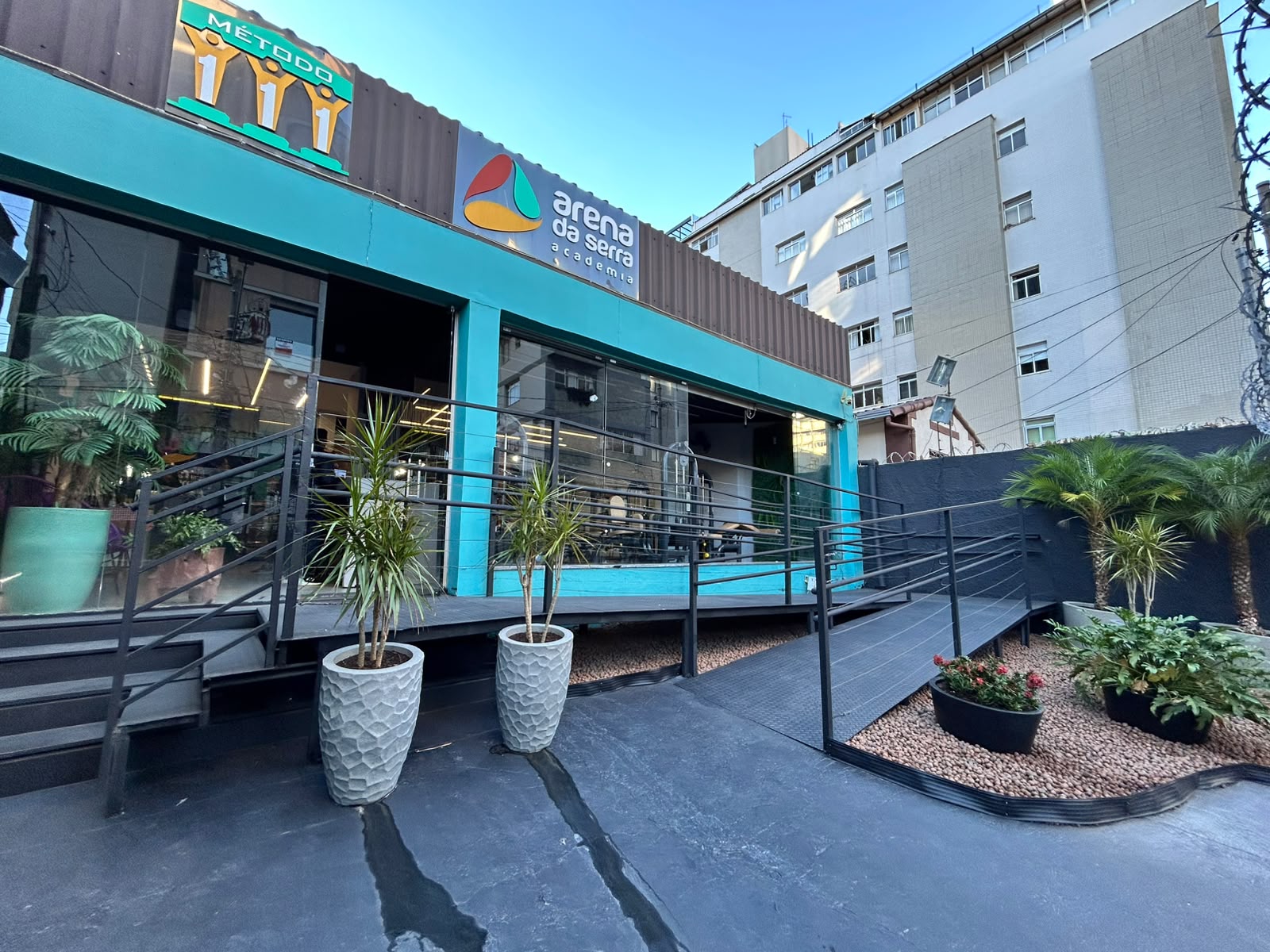 Fachada Serra